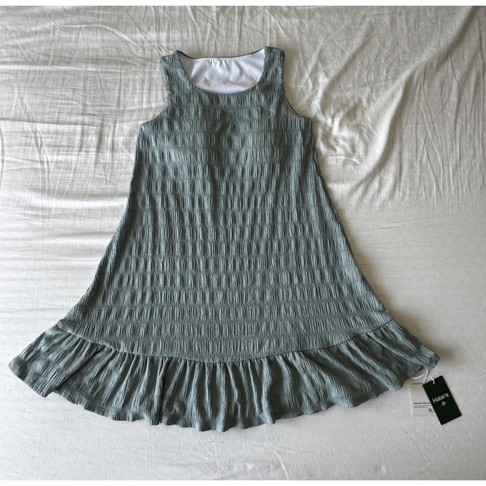 New Halara Sleeveless Dress Mini Dress Built-In Bra Size Small Green Sage Flowy
